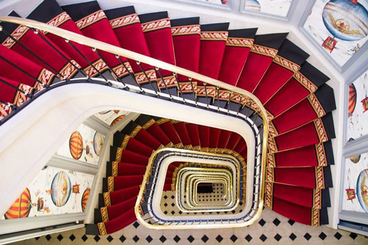 Staircase Saint James, Paris