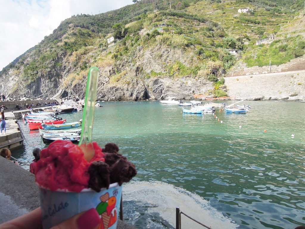 Gelato in Vernazza, Ckinque Terre.